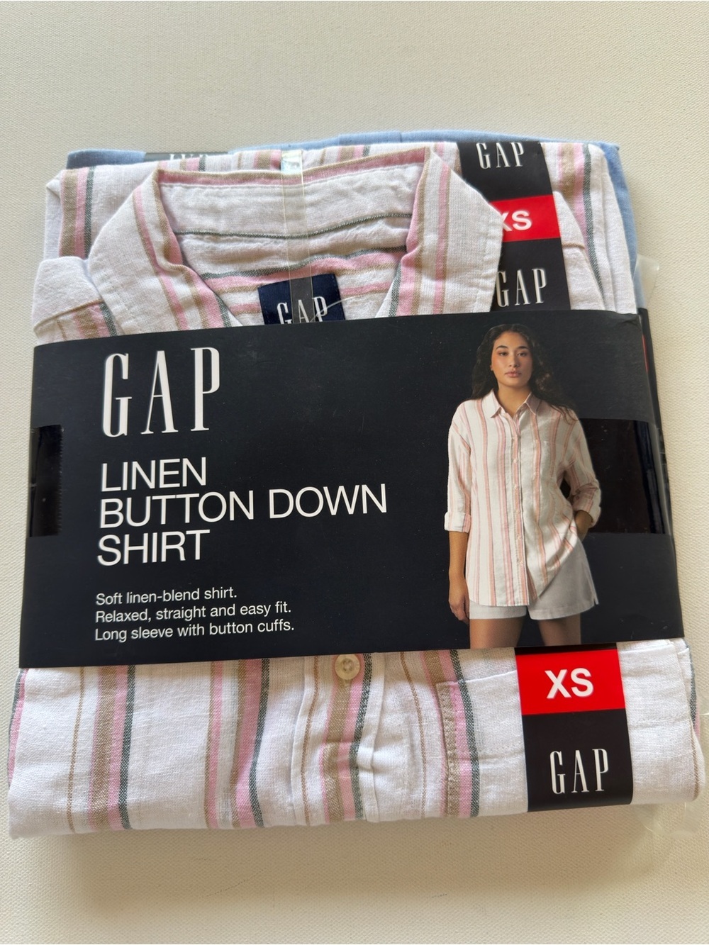 NWT Women's 2-pack Linen Button Down Shirt - Light Blue XS (G4) - Picture 3 of 4